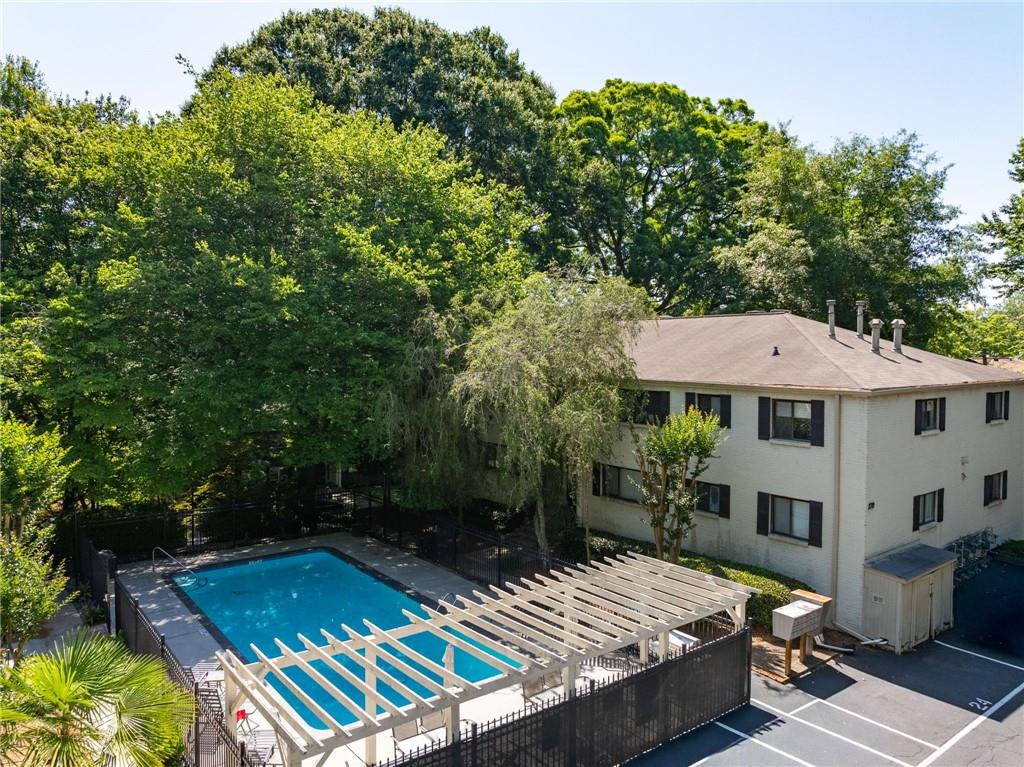 870 Glendale Terrace NE Unit 3