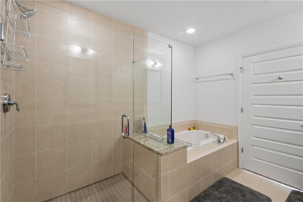 1080 Peachtree Street NE Unit 1411