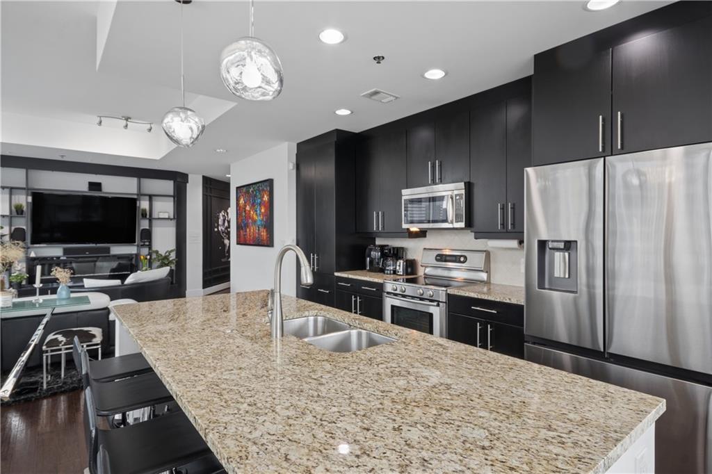 1080 Peachtree Street NE Unit 1411