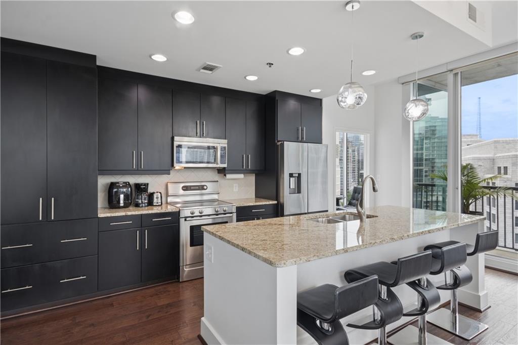1080 Peachtree Street NE Unit 1411