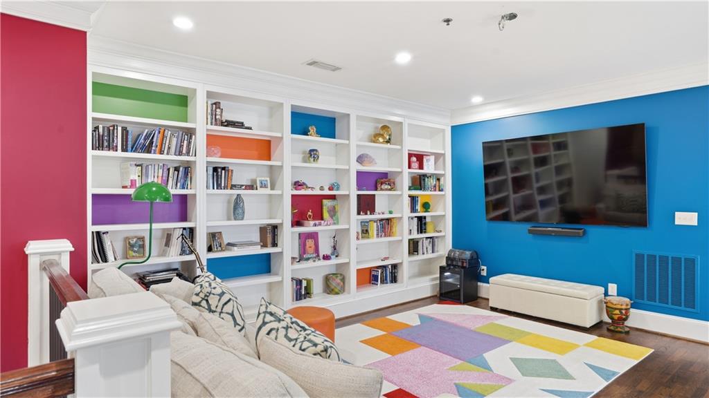 77 Peachtree Place NE Unit 605