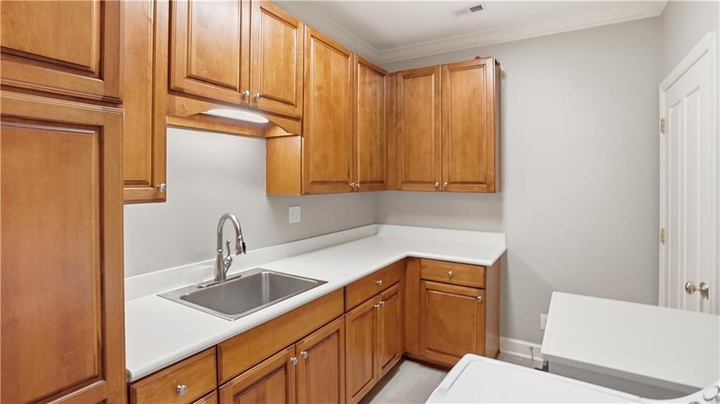 77 Peachtree Place NE Unit 605