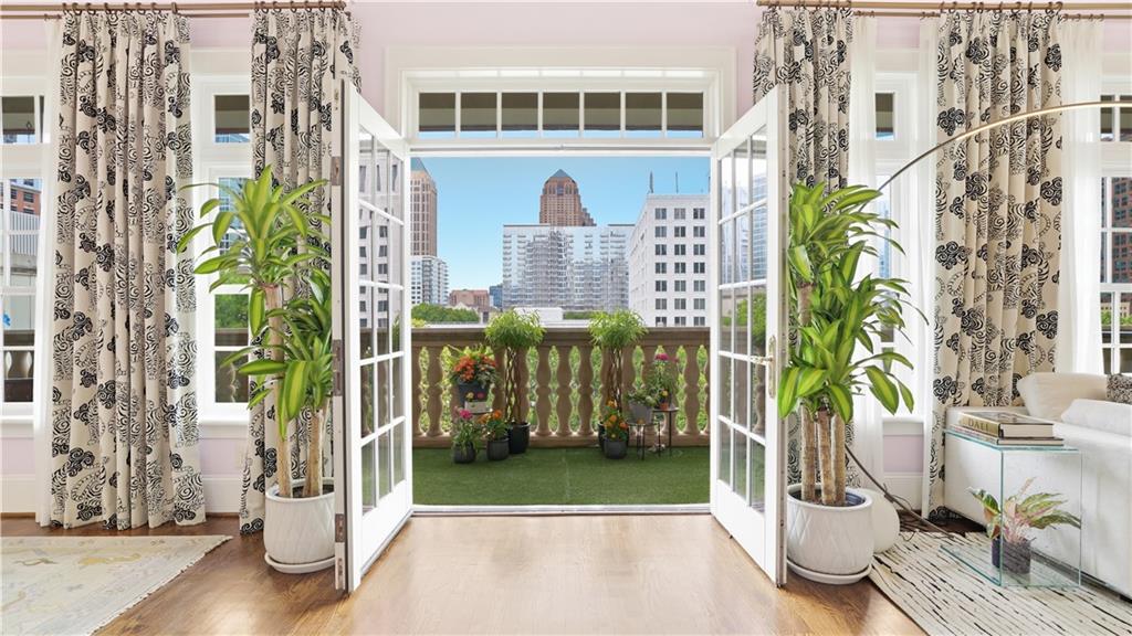 77 Peachtree Place NE Unit 605
