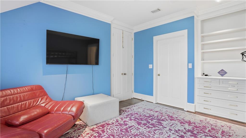 77 Peachtree Place NE Unit 605