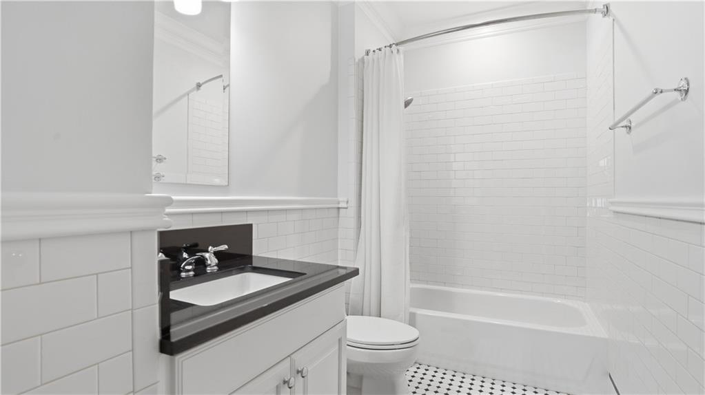 77 Peachtree Place NE Unit 605