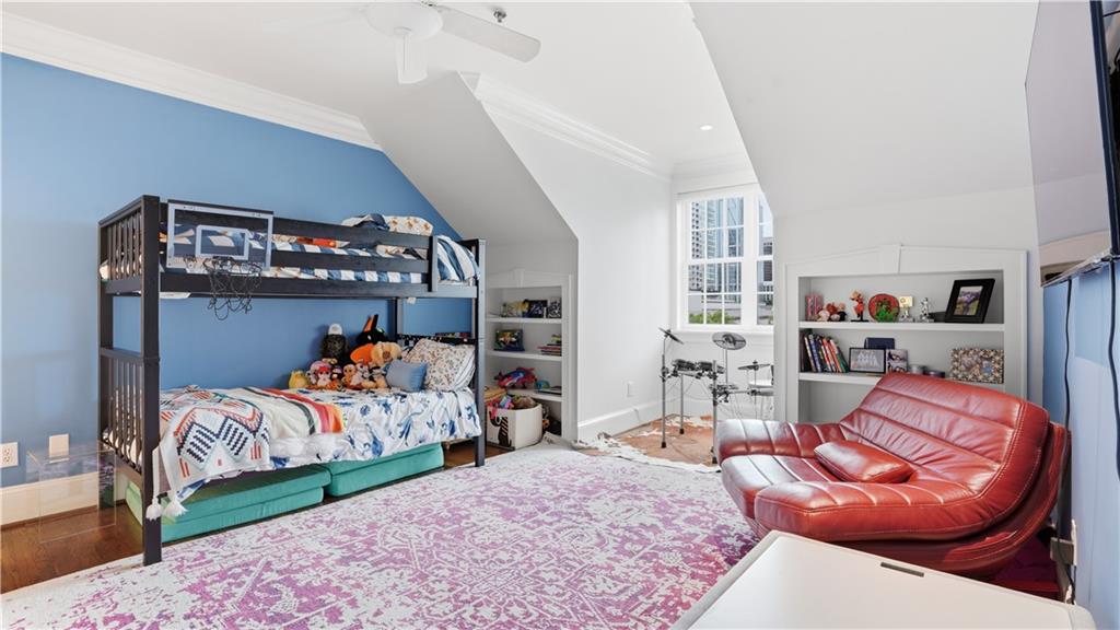 77 Peachtree Place NE Unit 605