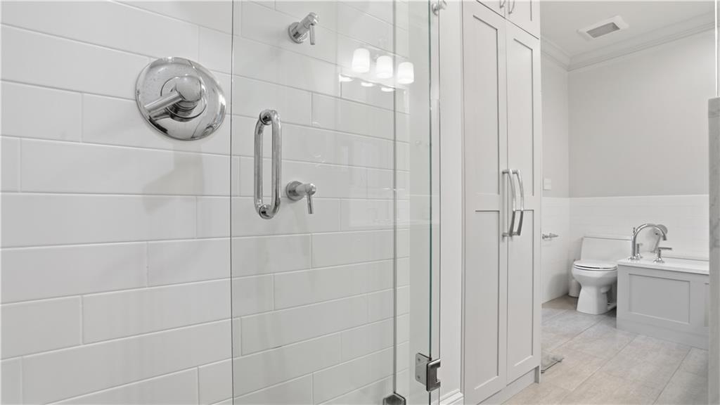 77 Peachtree Place NE Unit 605