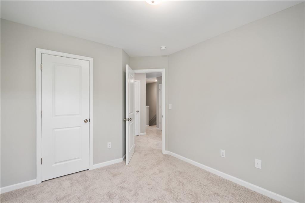 2826 Laurel Ridge Circle