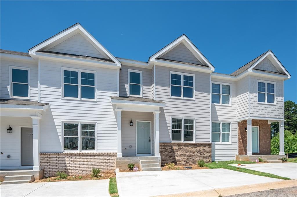 2826 Laurel Ridge Circle