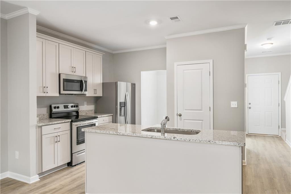 2826 Laurel Ridge Circle