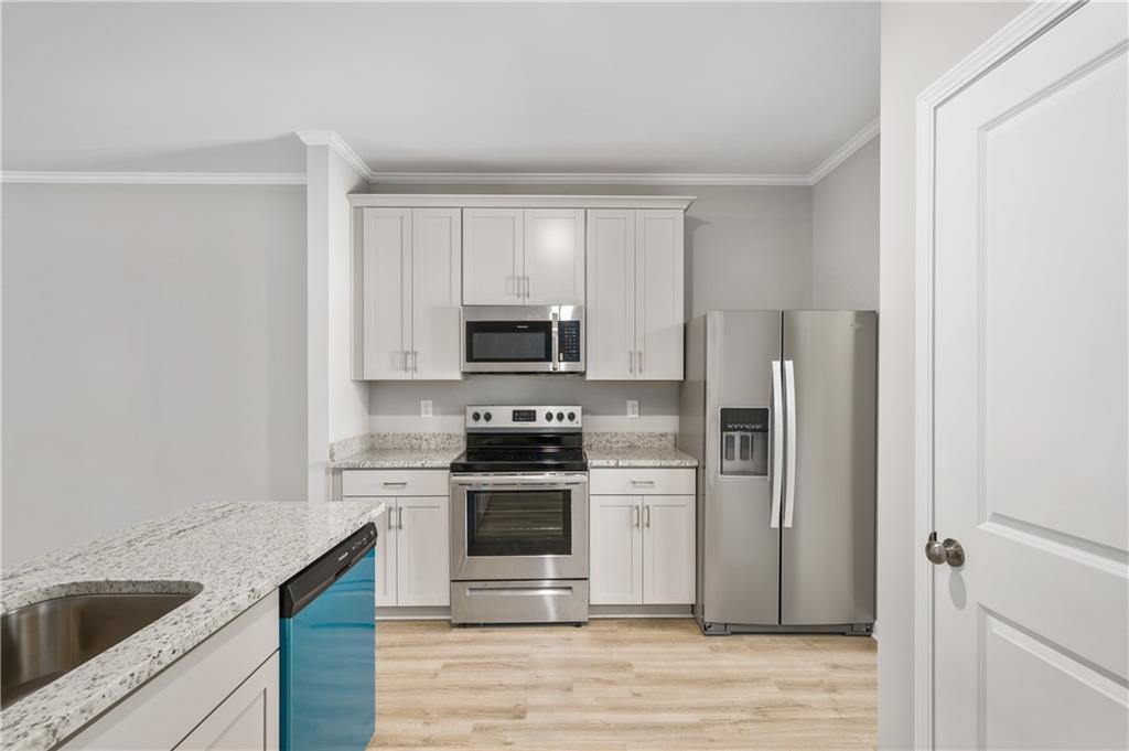 2826 Laurel Ridge Circle