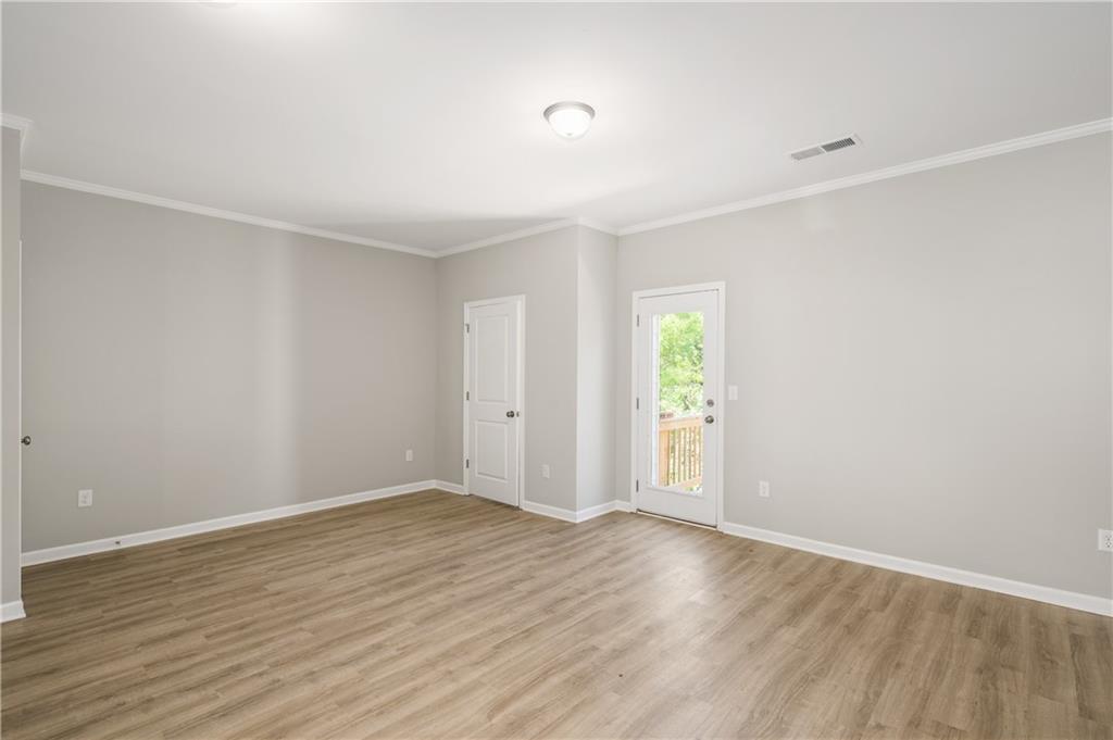 2826 Laurel Ridge Circle