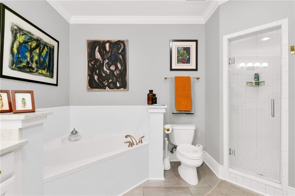 560 Dutch Valley Road NE Unit 403