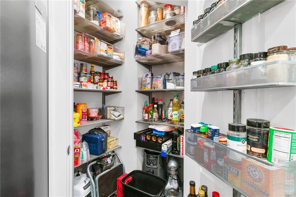 560 Dutch Valley Road NE Unit 403