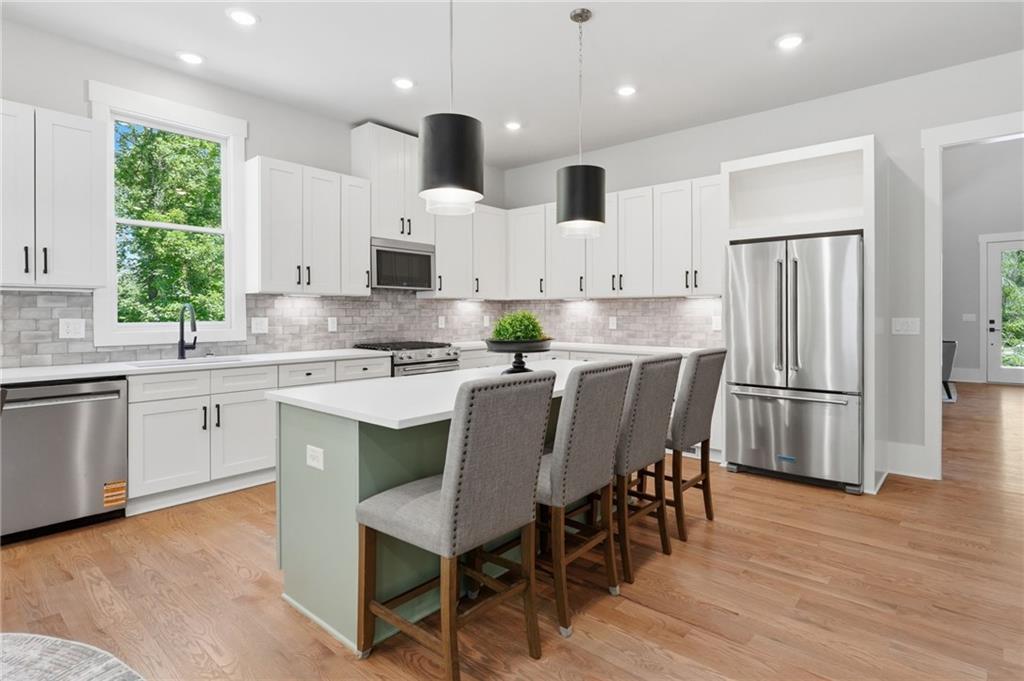 115 Old Avery Drive