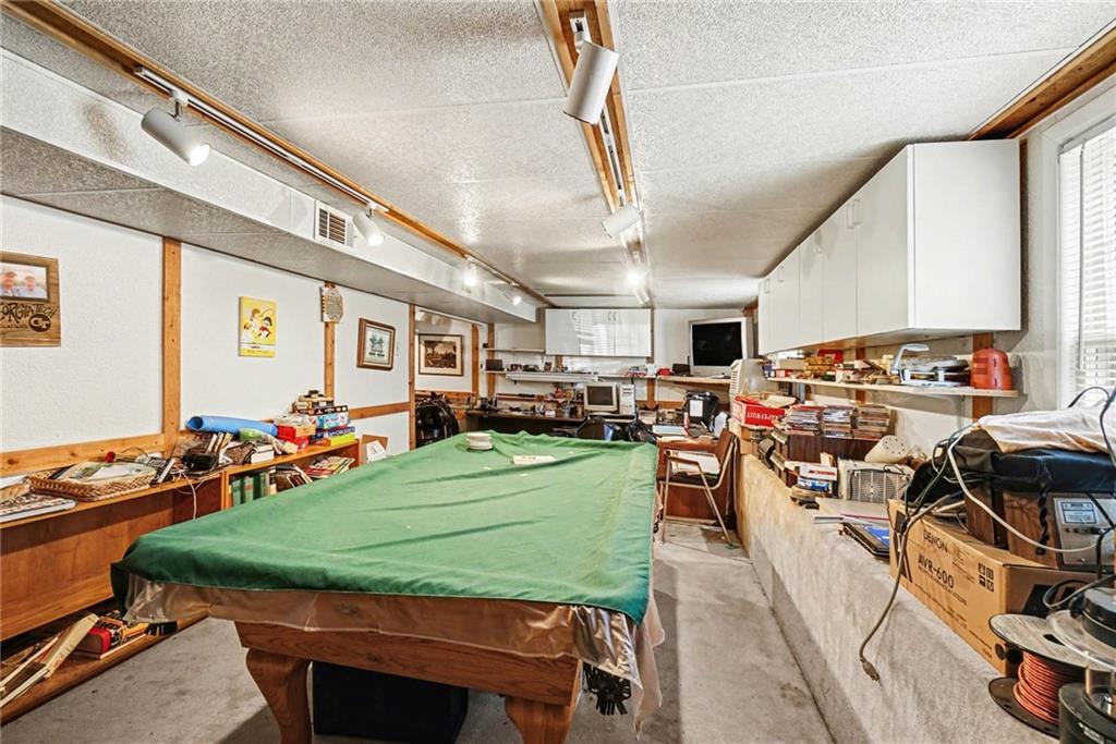 2088 E Roxboro Road NE