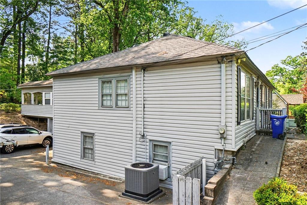 2088 E Roxboro Road NE