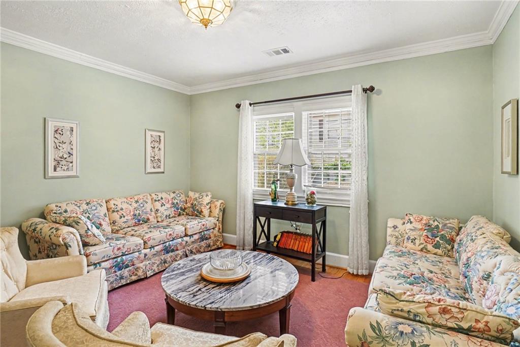 2088 E Roxboro Road NE