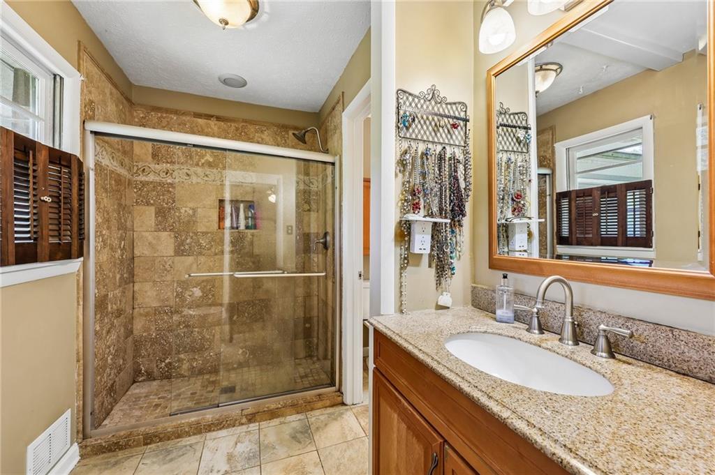 1292 Stoneybrook Drive