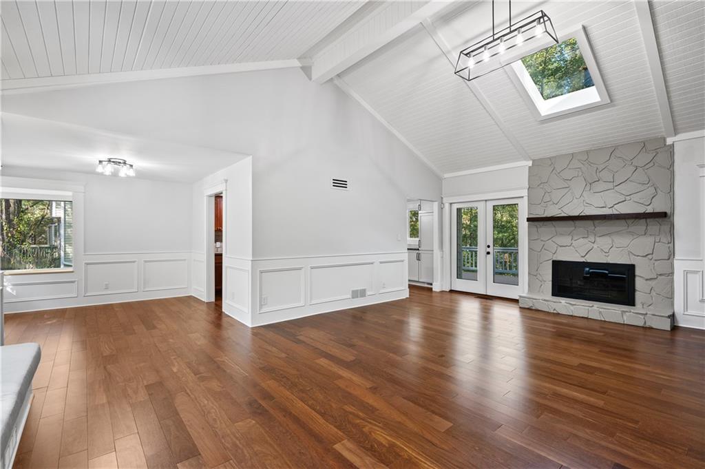 3467 Shawnee Trail SE