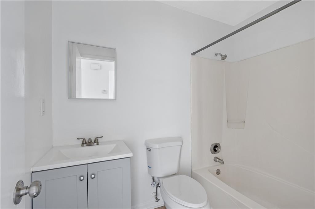 233 Tanglewood Drive Unit B
