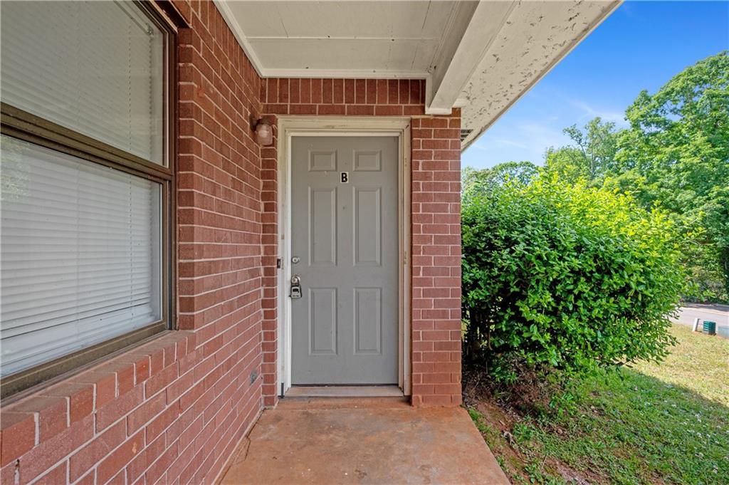 233 Tanglewood Drive Unit B