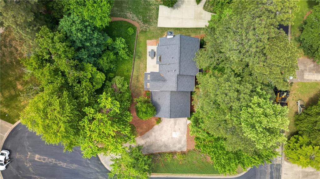 4150 Woodlark Court NE