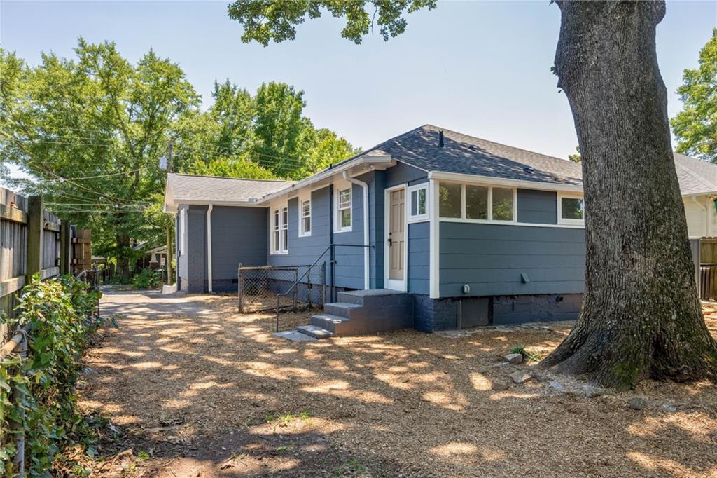 969 Katherwood Drive SW