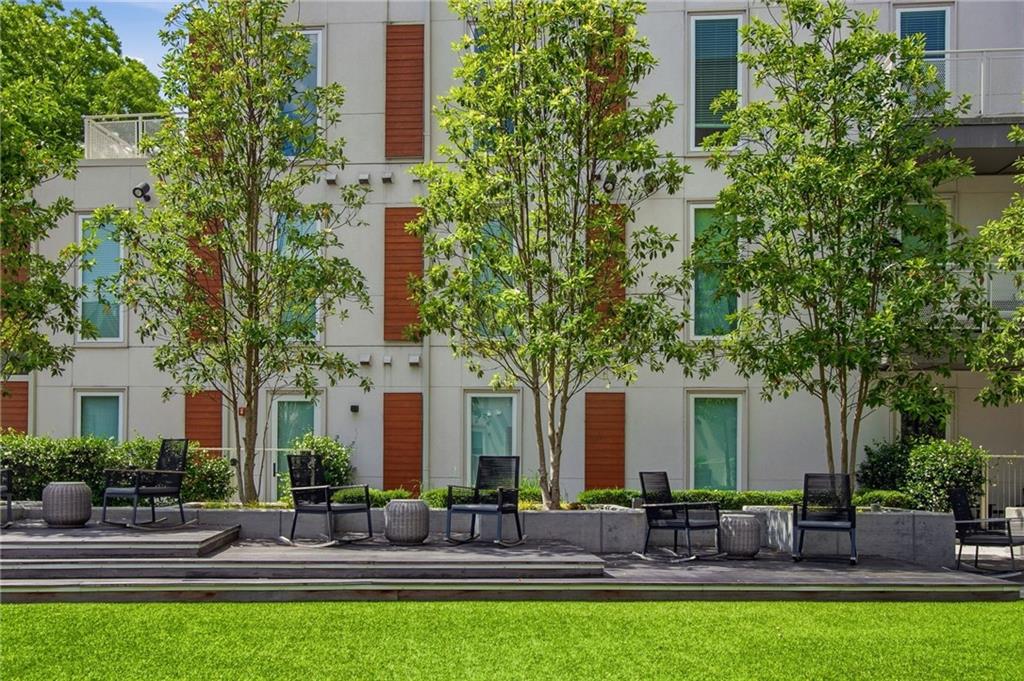 775 Juniper Street NE Unit 207