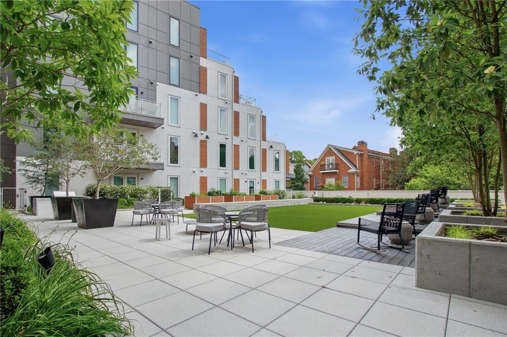 775 Juniper Street NE Unit 207