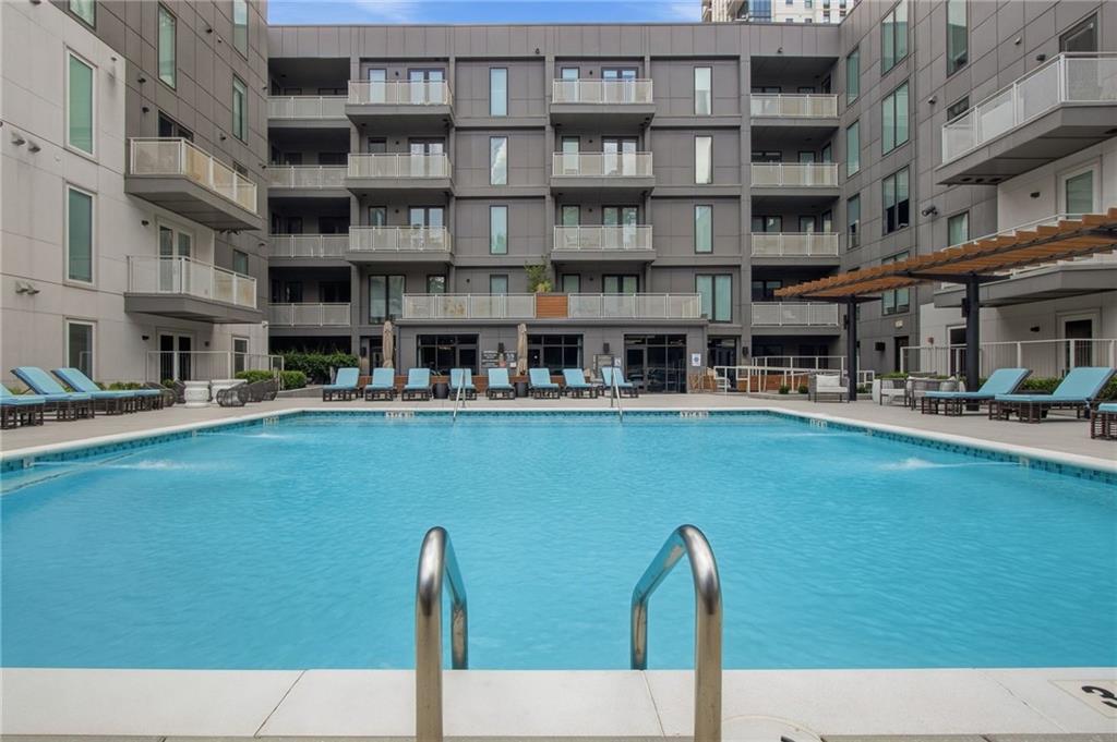 775 Juniper Street NE Unit 207