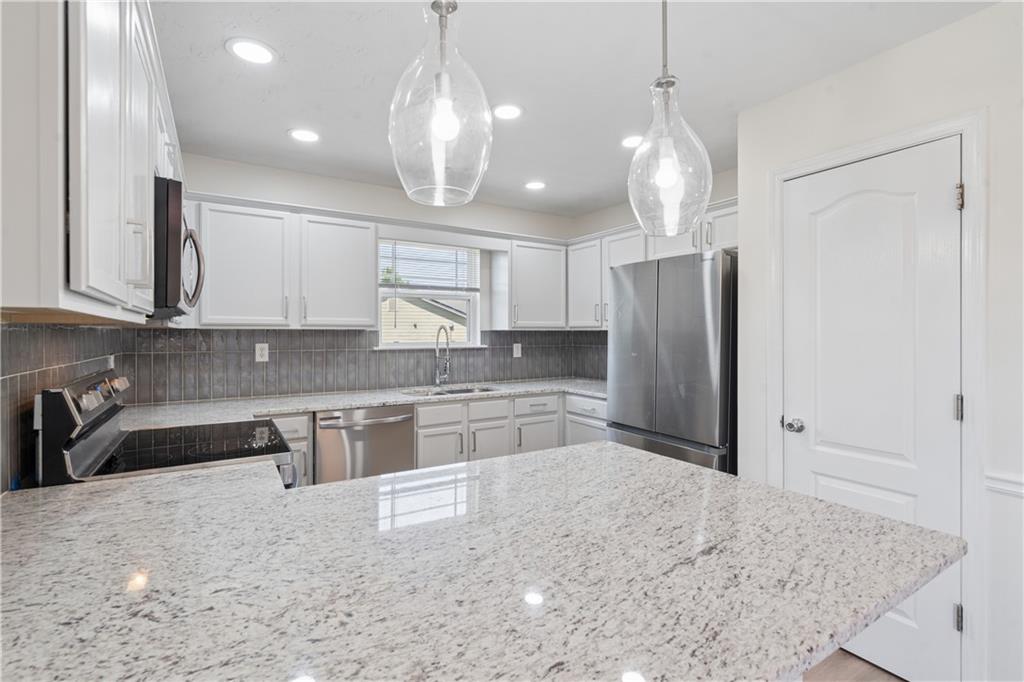 3855 Alderwoods Drive