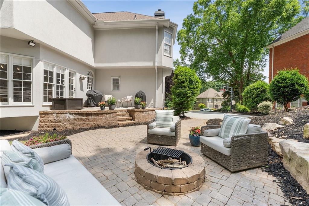 9345 Nesbit Lakes Drive