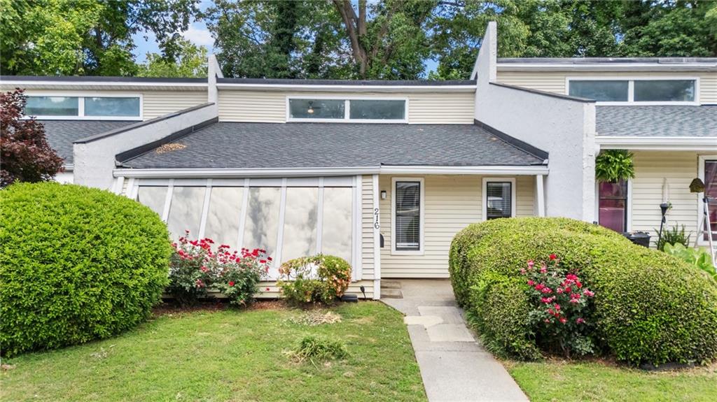 216 Goshen Lane