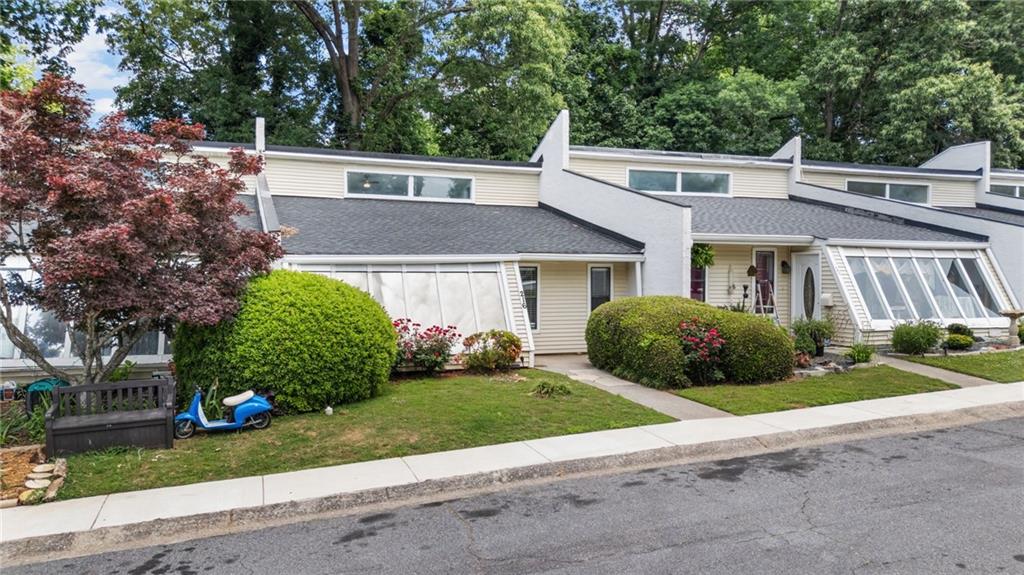 216 Goshen Lane