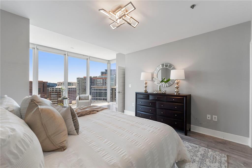 1080 Peachtree Street NE Unit 2111