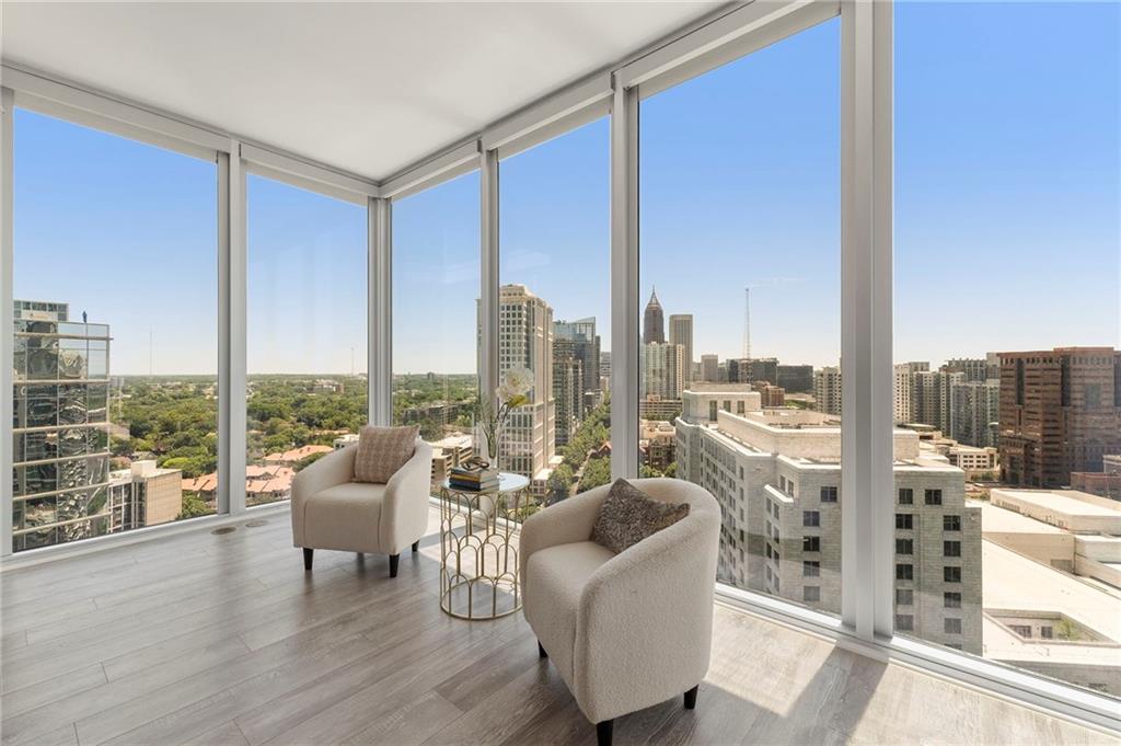 1080 Peachtree Street NE Unit 2111