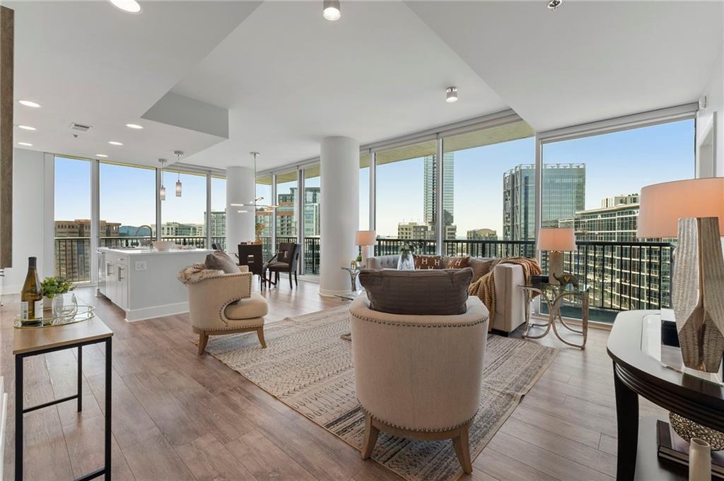 1080 Peachtree Street NE Unit 2111