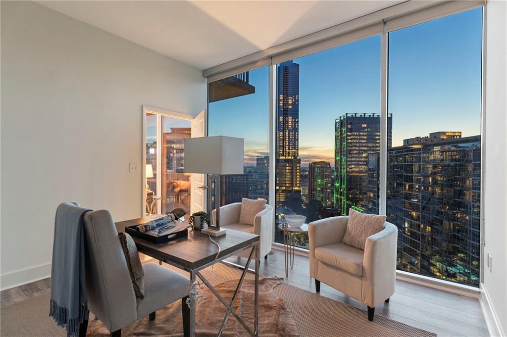 1080 Peachtree Street NE Unit 2111