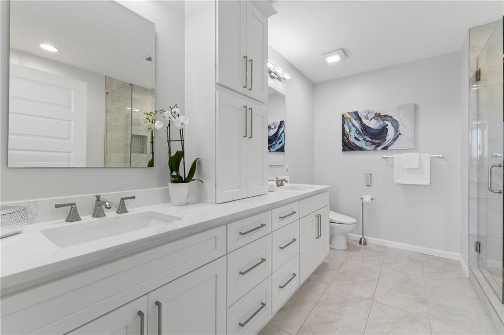 1080 Peachtree Street NE Unit 2111