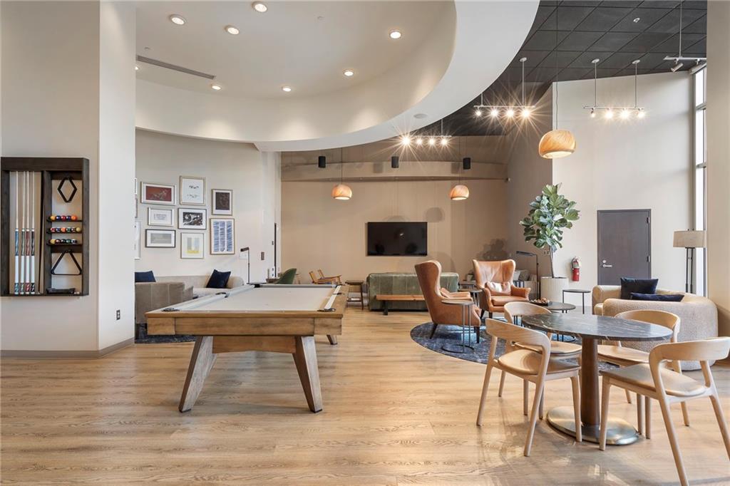 1080 Peachtree Street NE Unit 2111