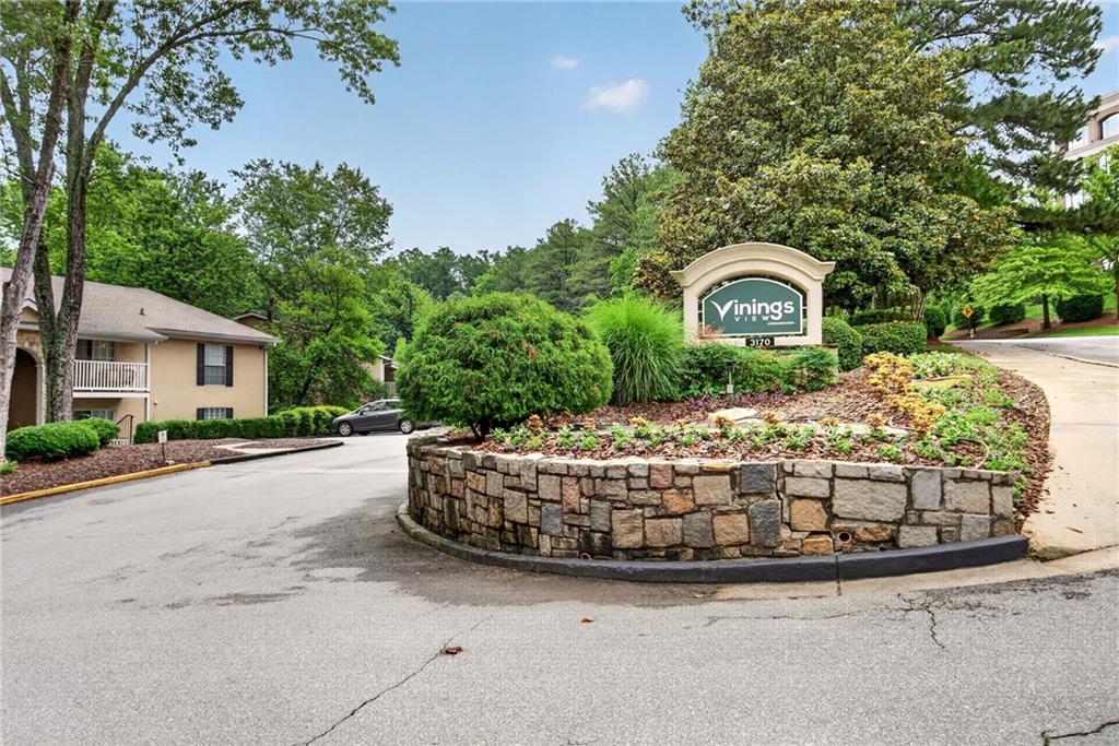 3140 Seven Pines Court Unit 106