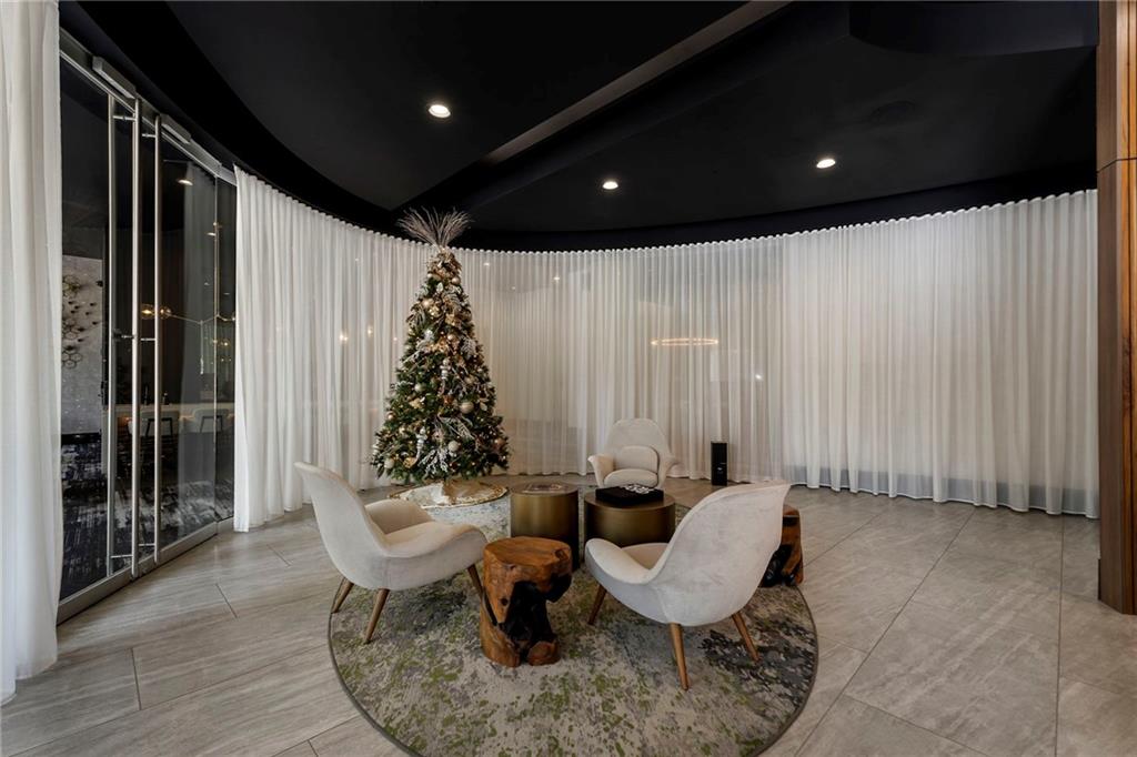 3324 Peachtree Road NE Unit 915