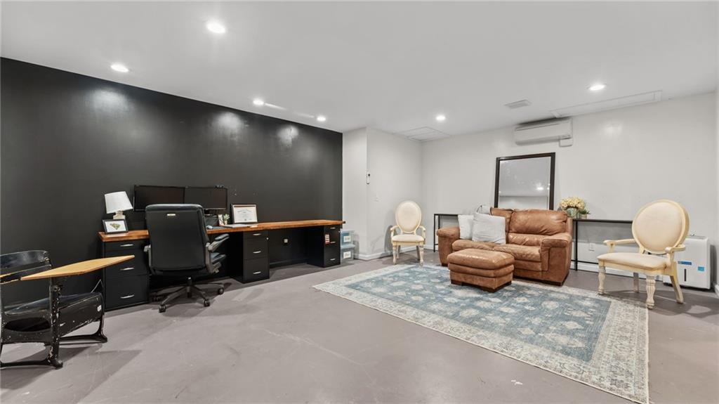 1086 Fieldstone Drive