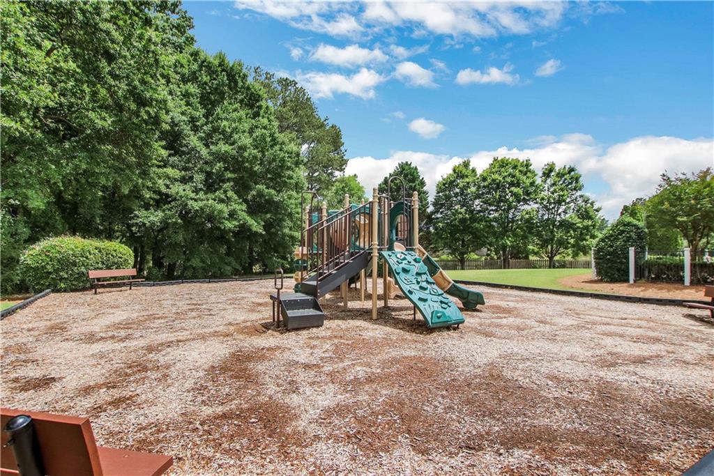 1084 Dunedin Trail