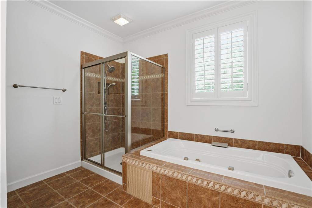 4850 Ivy Ridge Drive SE Unit 404