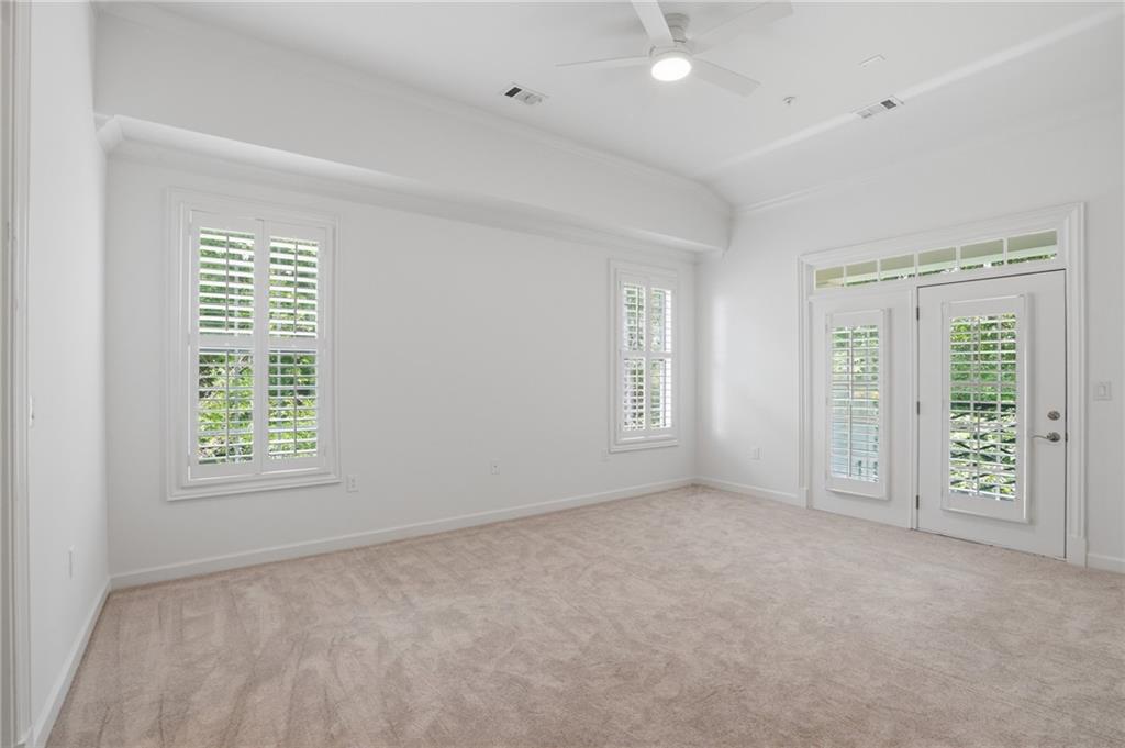 4850 Ivy Ridge Drive SE Unit 404