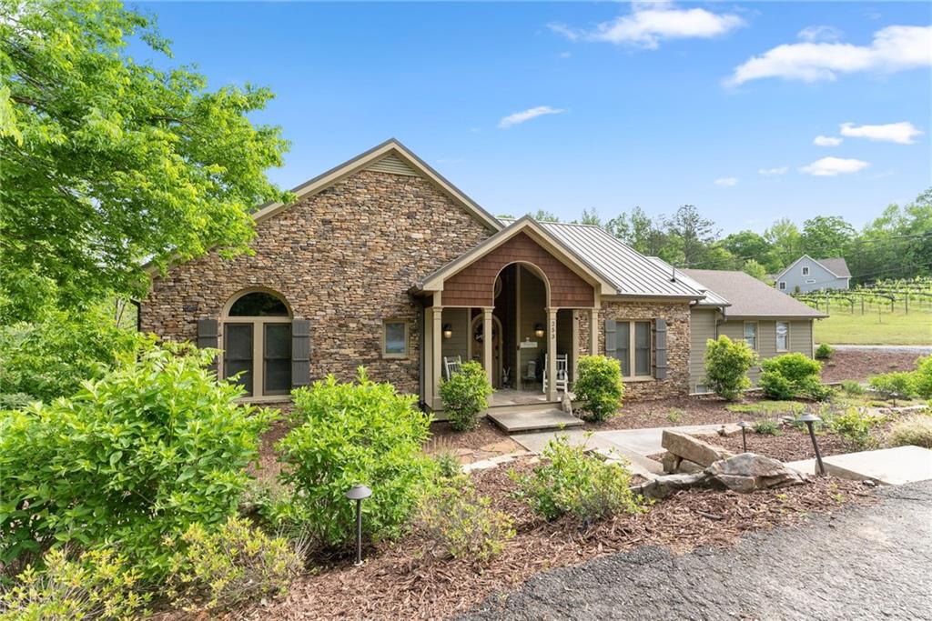 253 Happy Trails Way