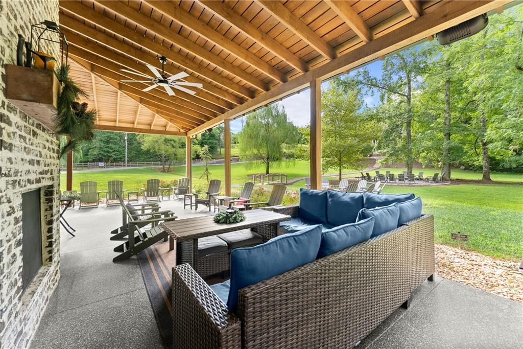 253 Happy Trails Way