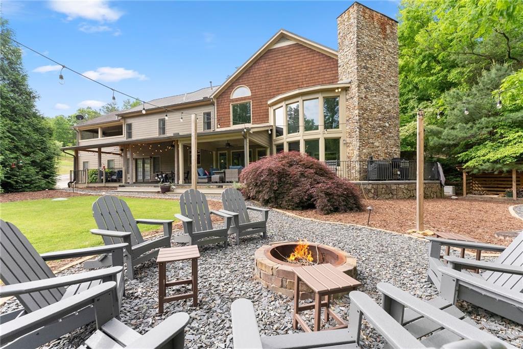 253 Happy Trails Way